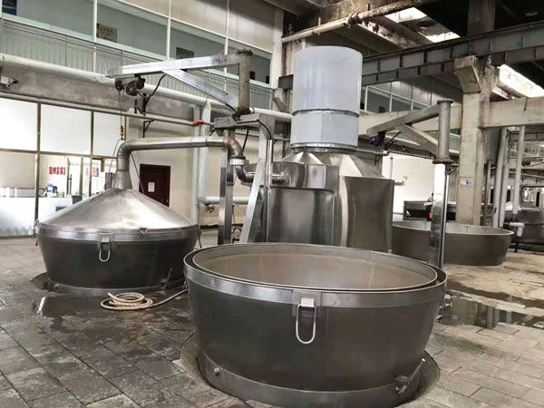 不銹鋼釀造設(shè)備